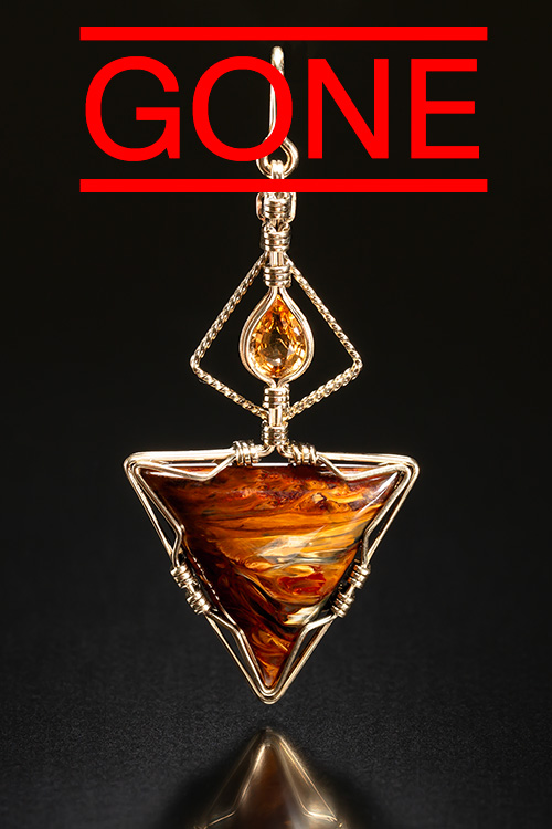 Golden Angel Small Jewelry Photo